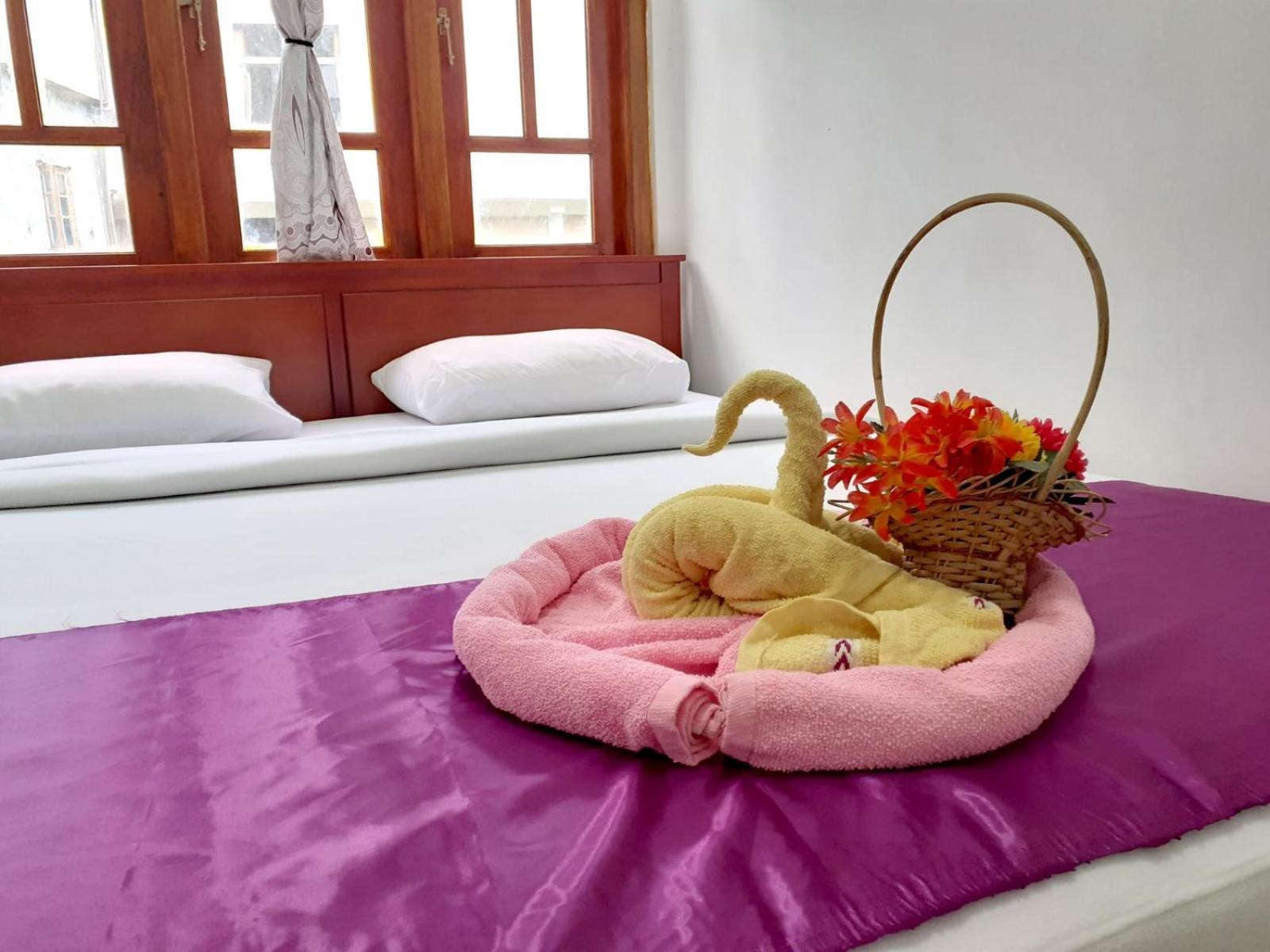Subash Hotel Nallathanniya Room photo